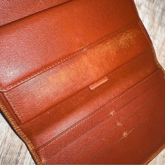 AUTHENTIC Louis Vuitton Monogram wallet/billfold. - Picture 3 of 16